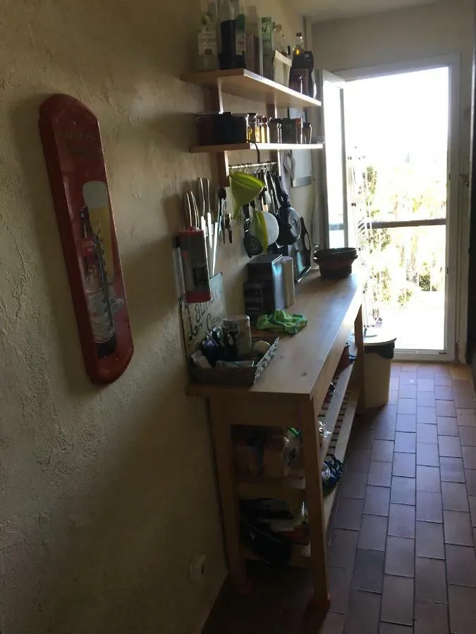Appartement L'oustau de Hyeres-Vue sur les iles 0*,  France
