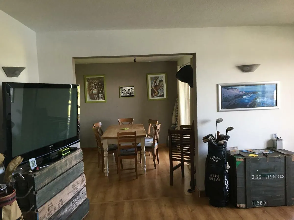 L'Oustau De Hyeres-Vue Sur Les Iles Apartment