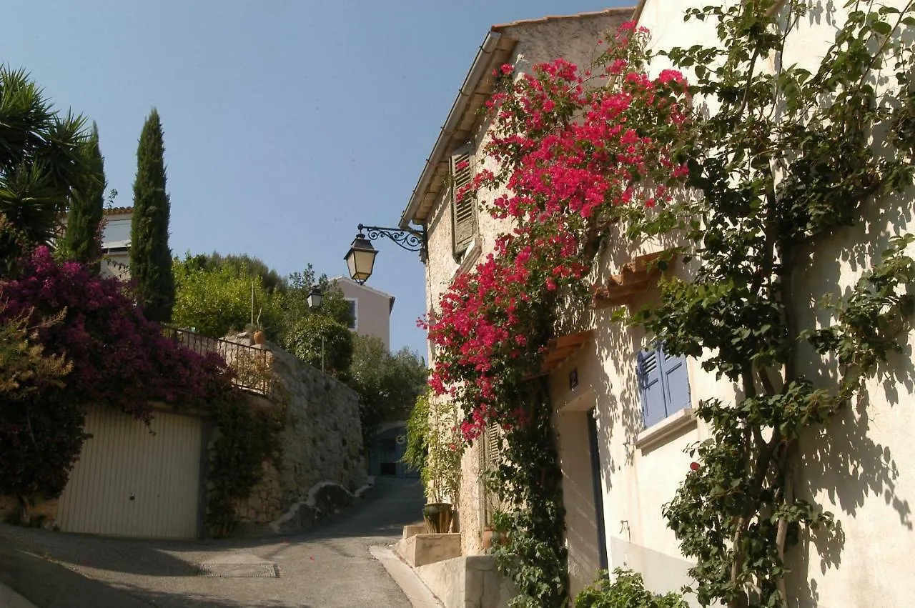 L'Oustau De Hyeres-Vue Sur Les Iles Apartment