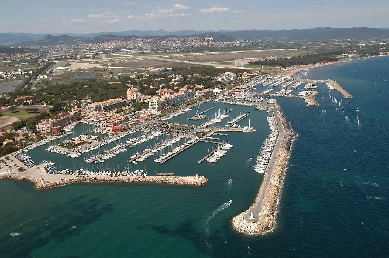 L'Oustau De Hyeres-Vue Sur Les Iles Apartment 0*, Hyeres